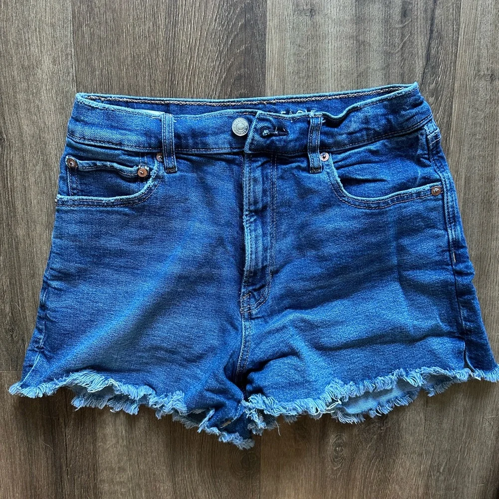 American Eagle highest rise 90s boyfriend Jean shorts size 6 - Picture 2 of 4